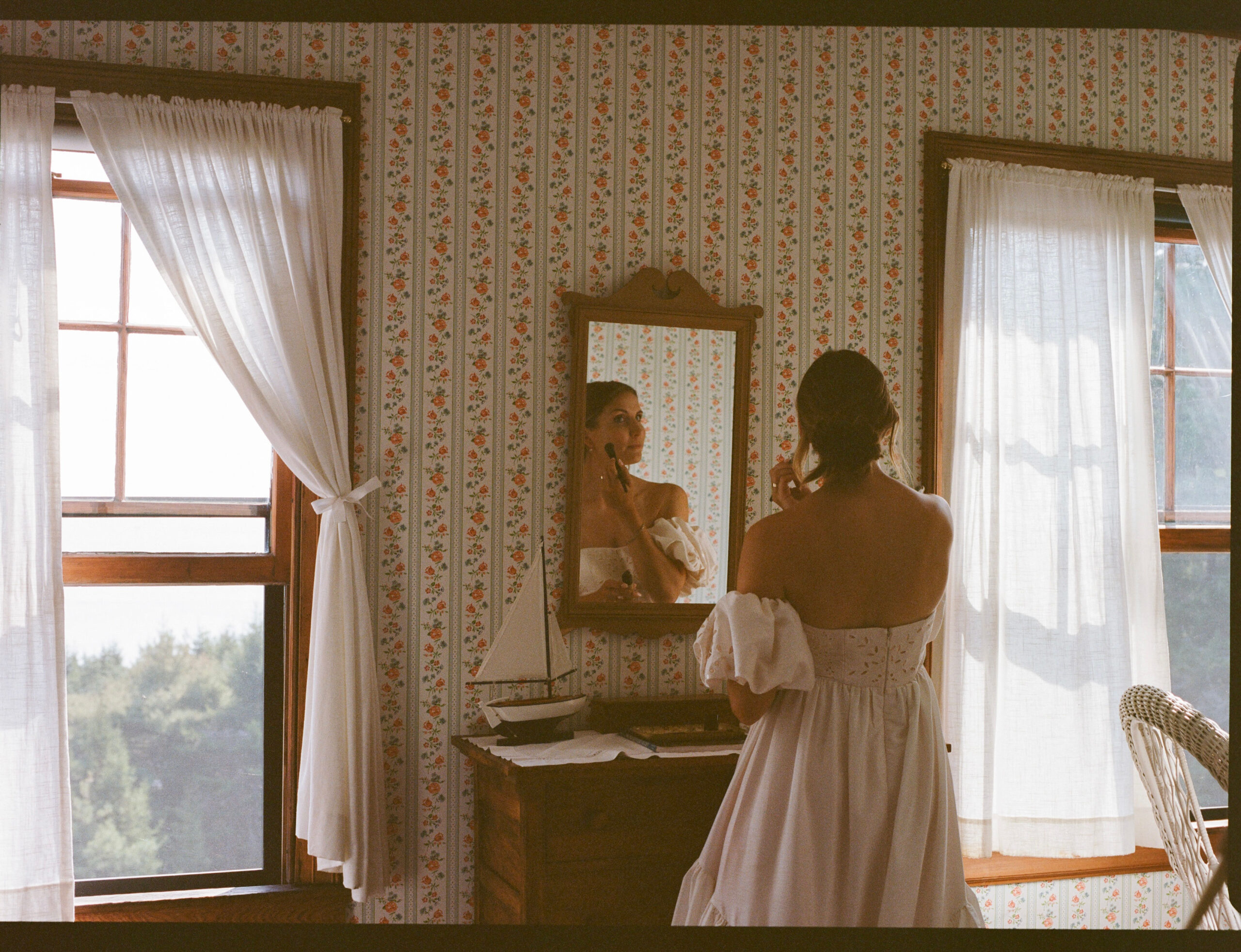 bride getting ready on mount desert island maine shot on film by parkers pictures
